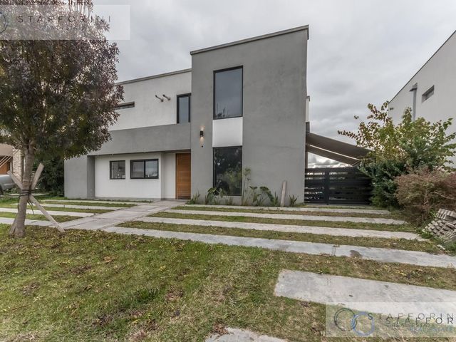 place photo 82