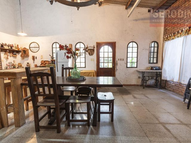 place photo 23