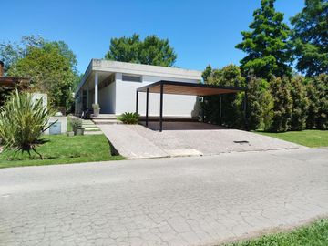 place photo 34