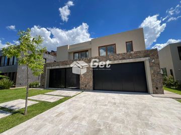 place photo 56