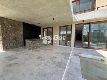 place photo 48