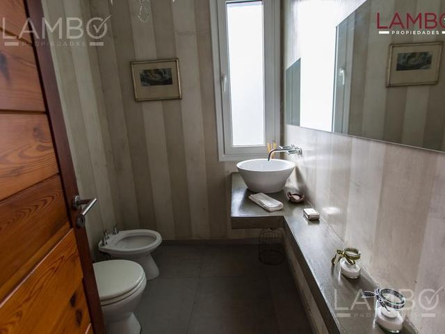 place photo 39