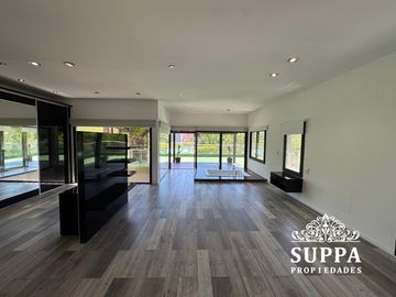 place photo 37