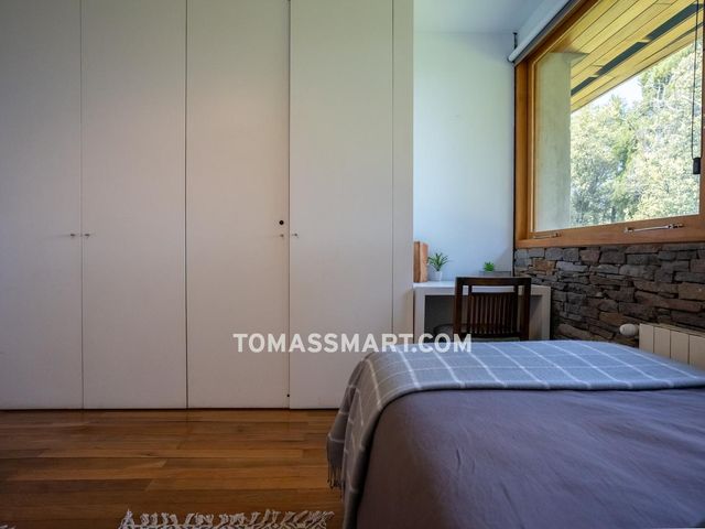 place photo 95