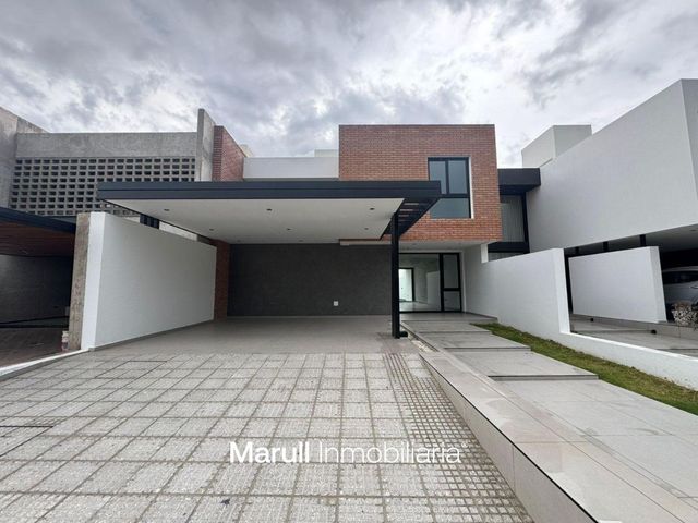 place photo 49