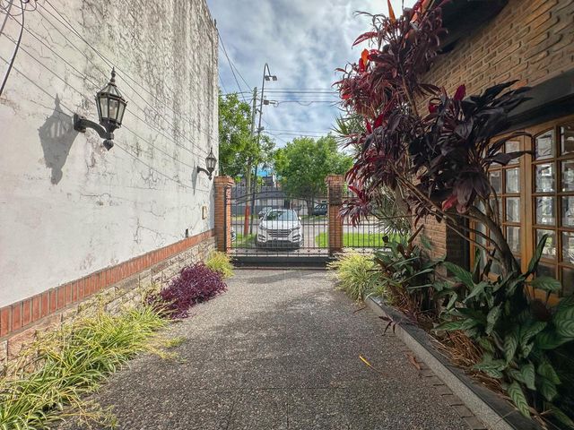 place photo 50