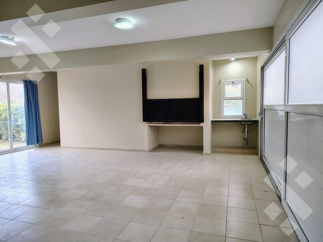 place photo 52