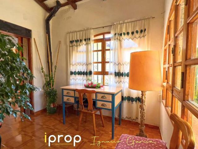 place photo 24