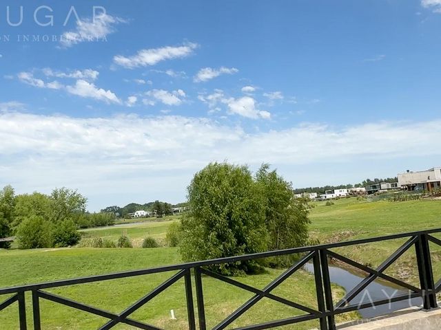 place photo 31