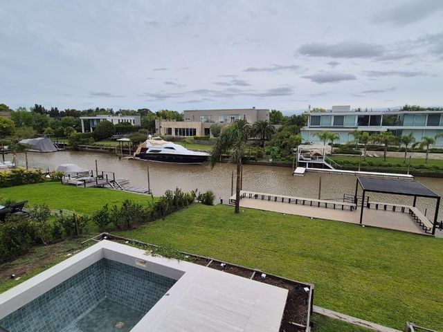 place photo 36