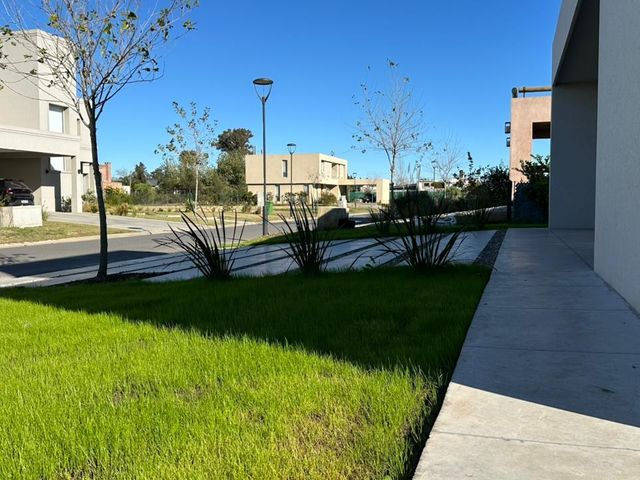 place photo 68