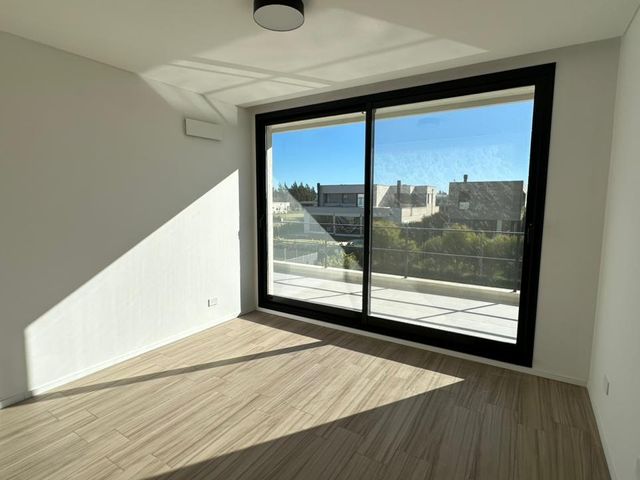 place photo 65