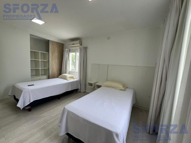place photo 68