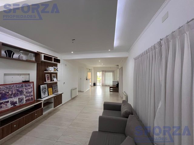 place photo 76