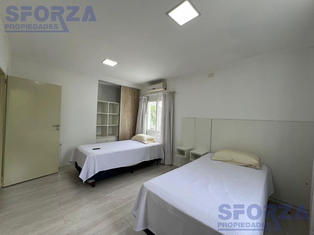 place photo 65