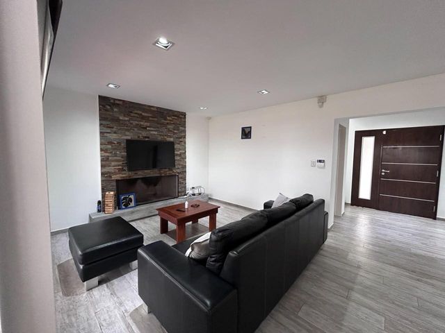 place photo 43