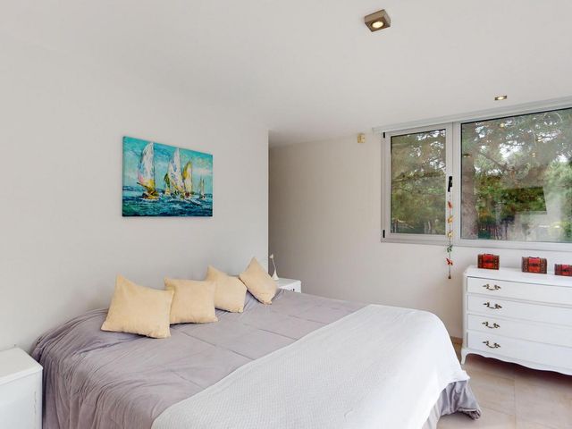 place photo 48