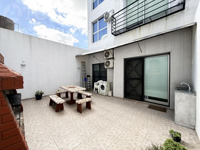 place photo 32