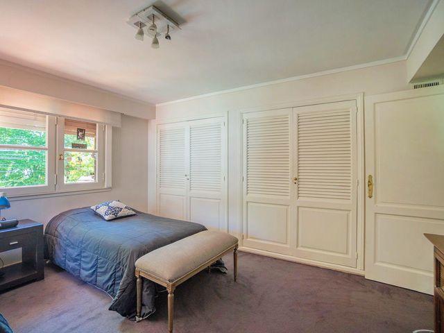 place photo 52