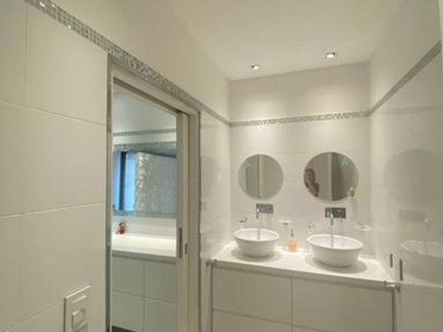 place photo 57