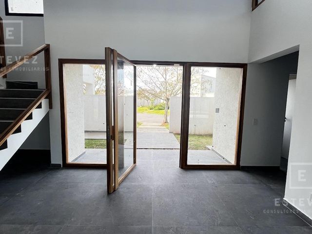 place photo 61