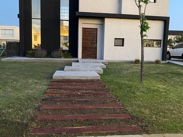 place photo 37