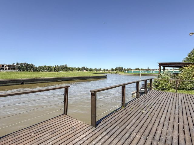 place photo 68