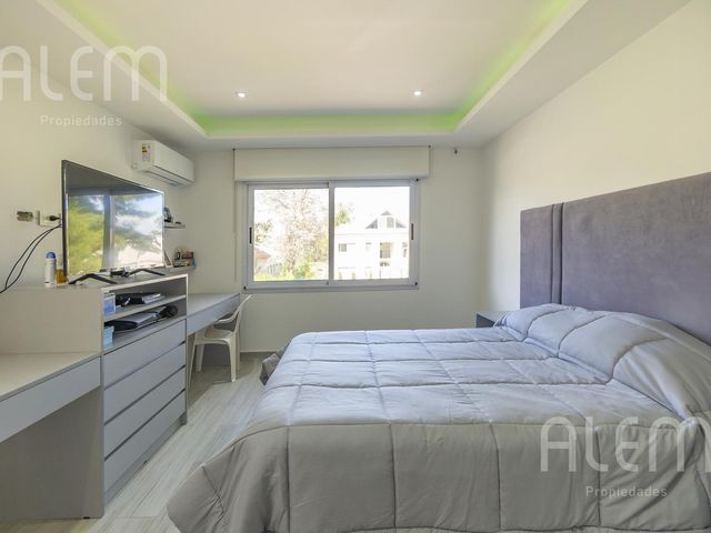 place photo 69