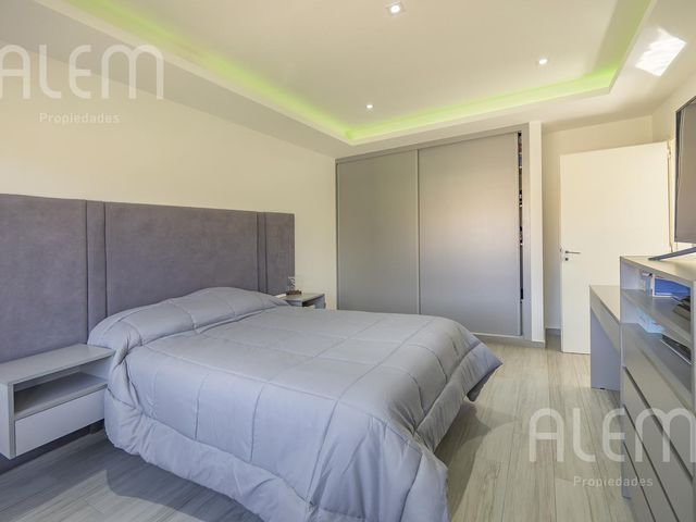place photo 70