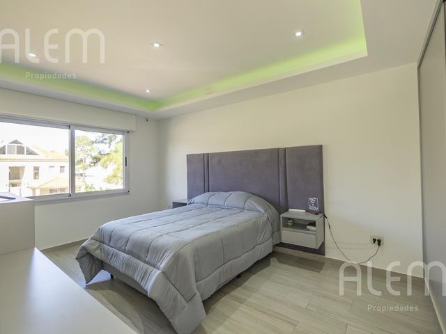place photo 66