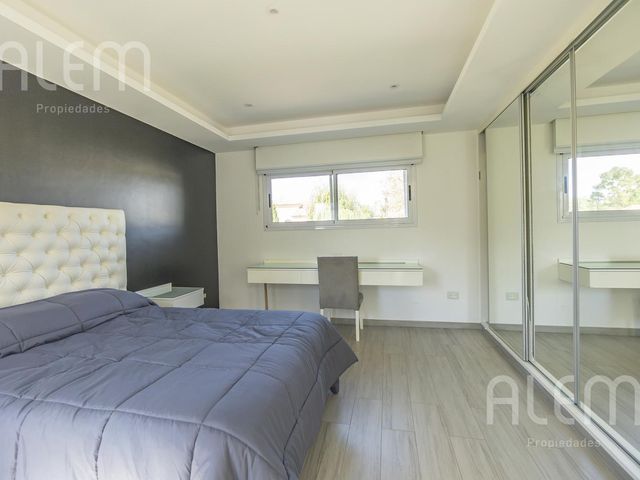 place photo 58