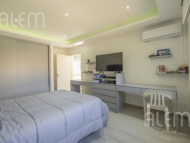 place photo 68