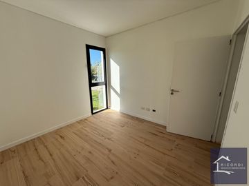 place photo 55