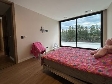 place photo 48