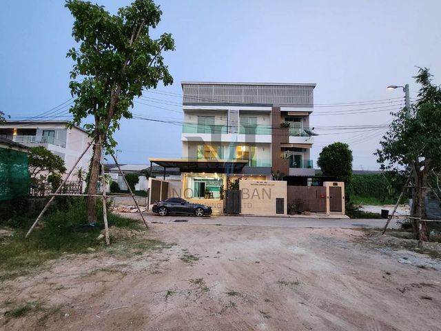 place photo 34