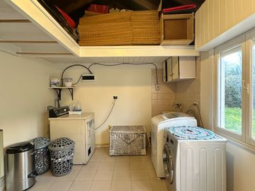 place photo 90