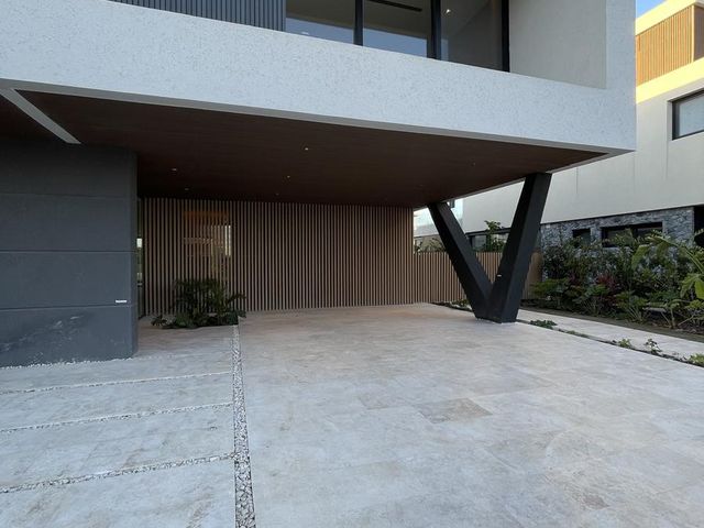 place photo 68