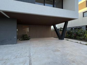 place photo 68