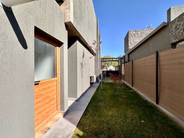 place photo 44