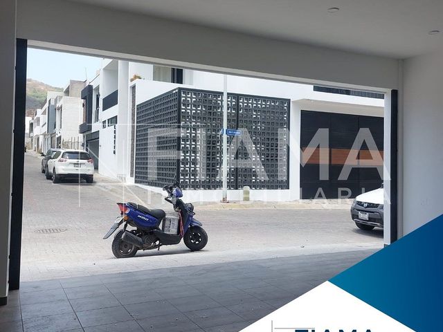 place photo 28
