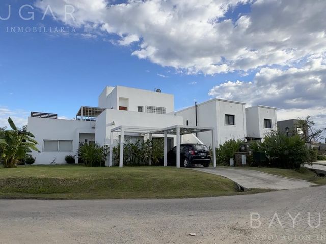 place photo 68
