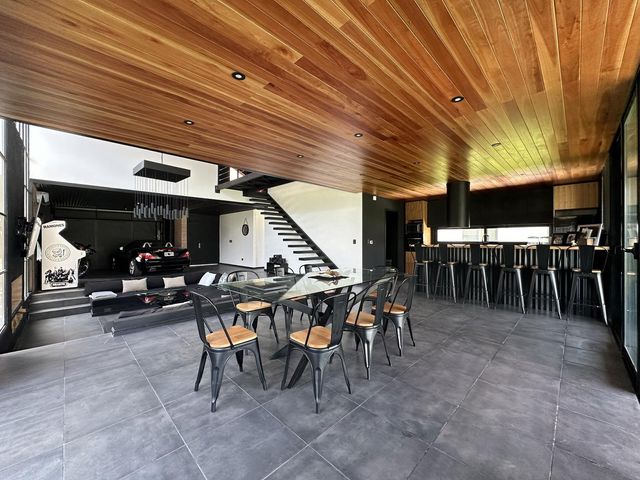 place photo 48