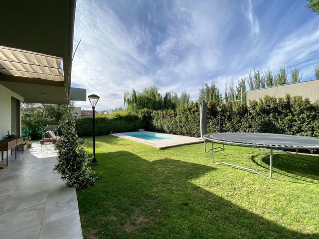 place photo 48