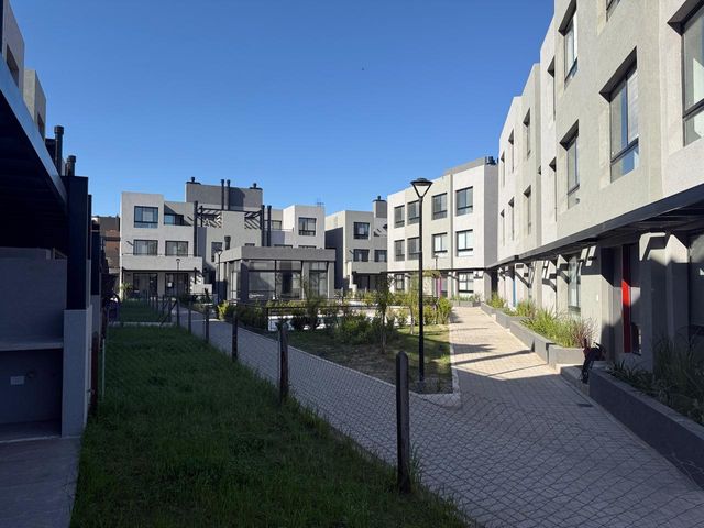 place photo 48