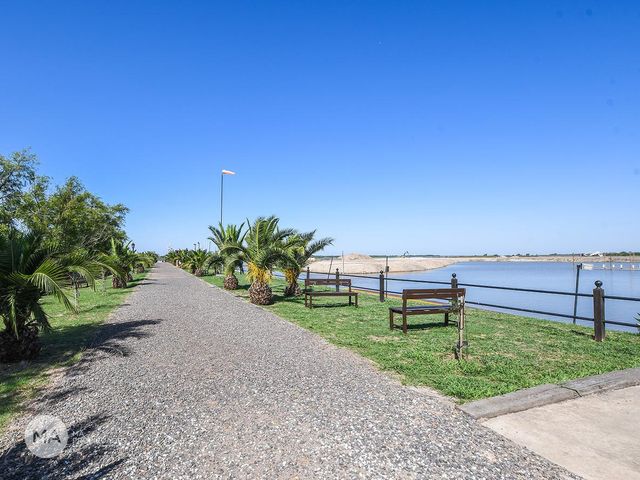 place photo 36