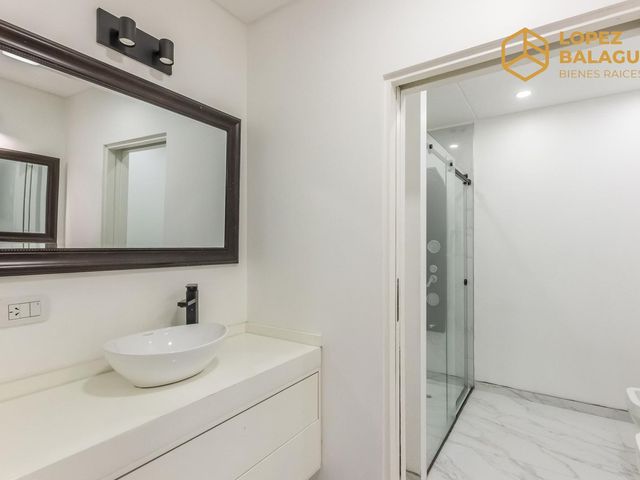 place photo 75