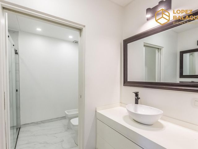 place photo 73