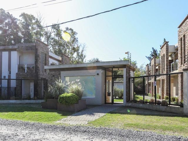 place photo 43