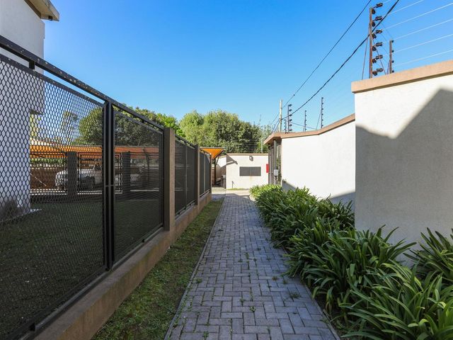 place photo 47
