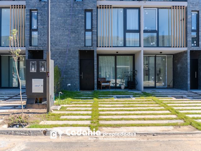 place photo 67